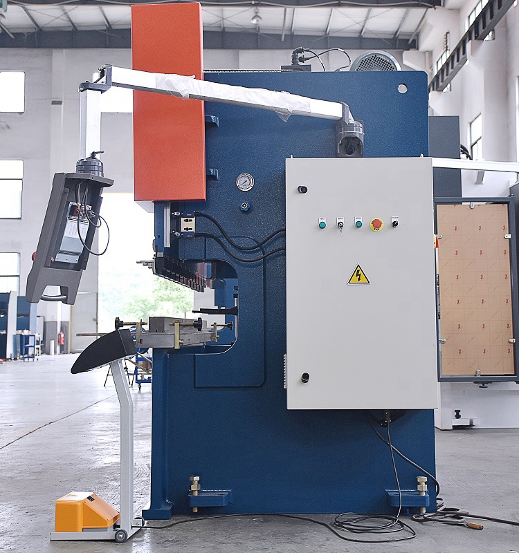 100t Cnc Metal Bending Machines, 3200 Mm Cnc Sheet Press Brake With E21 آلات ثني المعادن باستخدام الحاسب الآلي 100t ، 3200 مم آلة ثني الألواح باستخدام الحاسب الآلي مع E21