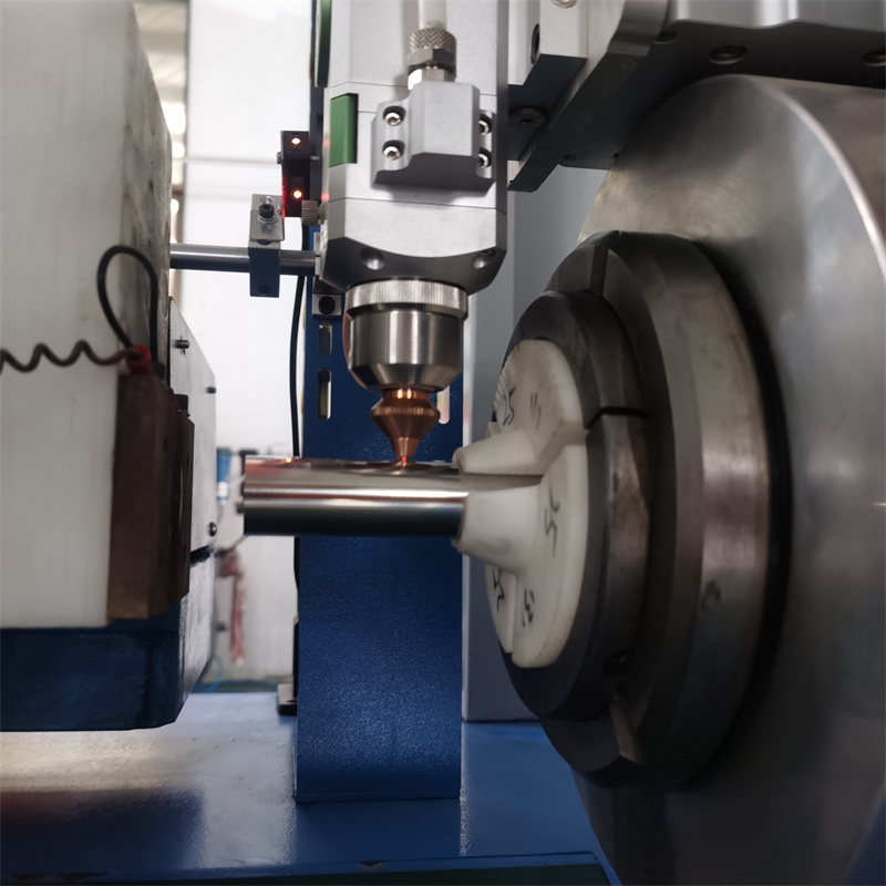 1530 Cnc الصفائح المعدنية آلة القطع بالليزر