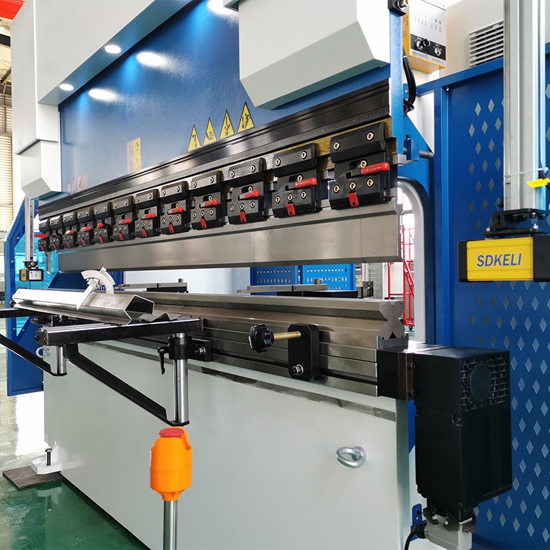 160t-4000 4-axis Cnc Hydraulic Bending Machine Press Brake 160t-4000 4-محور Cnc الهيدروليكية الانحناء آلة الصحافة الفرامل