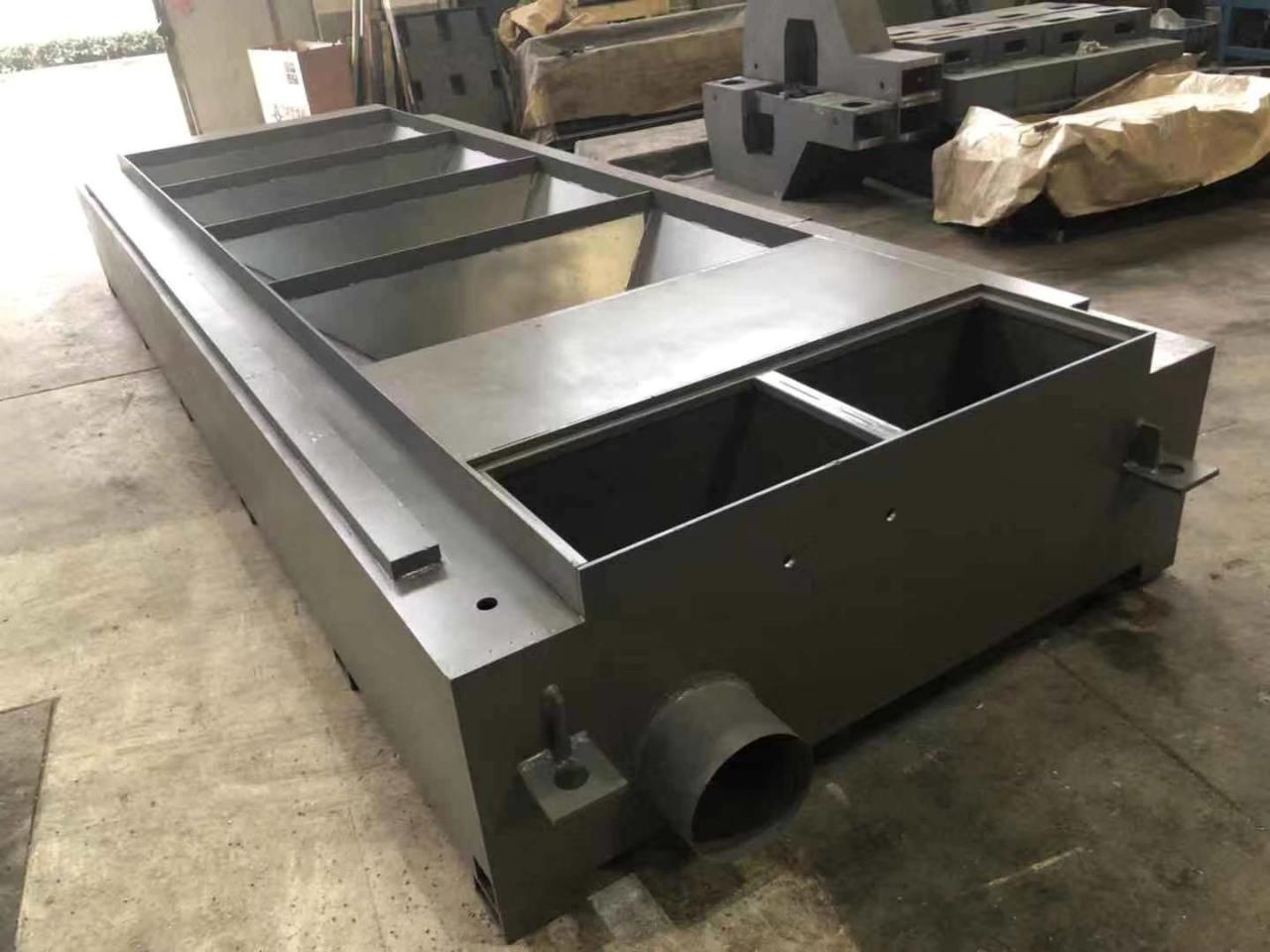 3015 4015 1kw To 6kw Cnc Fiber Laser Cutting Machine Raycus Laser Power 3015 4015 1kw إلى 6kw آلة قطع الألياف بالليزر باستخدام الحاسب الآلي Raycus Laser Power