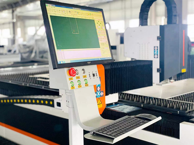 3015 Fiber Laser Cutting Machine For High-Speed Cutting Of 1-6mm Metal Materials 3015 آلة القطع بليزر الألياف لقطع عالية السرعة للمواد المعدنية 1-6mm