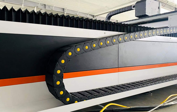 3015 Fiber Laser Cutting Machine For High-Speed Cutting Of 1-6mm Metal Materials 3015 آلة القطع بليزر الألياف لقطع عالية السرعة للمواد المعدنية 1-6mm
