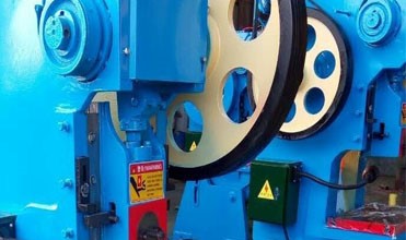 400 Ton Small Pneumatic Power Punch Press Mechanical Eccentric Punching Machine 400 طن صغيرة تعمل بالهواء المضغوط لكمة الصحافة آلة اللكم غريب الأطوار الميكانيكية