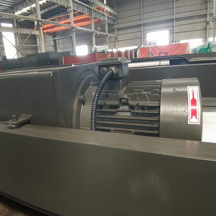 6x3200mm Stainless Steel Plate Cutting Machine, Automatic Iron Sheet Shearing Machine آلة قطع ألواح الفولاذ المقاوم للصدأ 6 × 3200 مم ، آلة قص ألواح الحديد الأوتوماتيكية