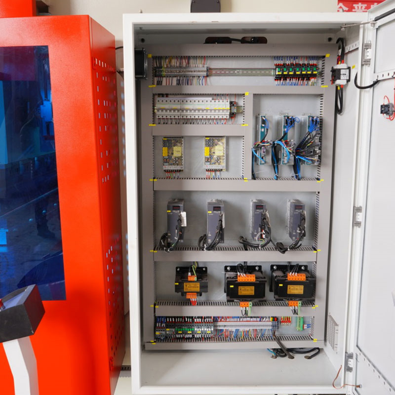 آلة الفرامل الهيدروليكية الصحافة CNC نموذج Wc67k-80tx3200