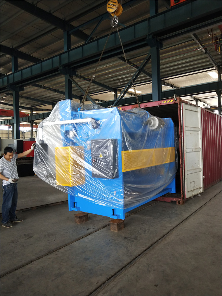 China Metal Hydraulic Press Brake Machine With Reasonable Price الصين آلة الفرامل الهيدروليكية الصحافة المعدنية بسعر معقول