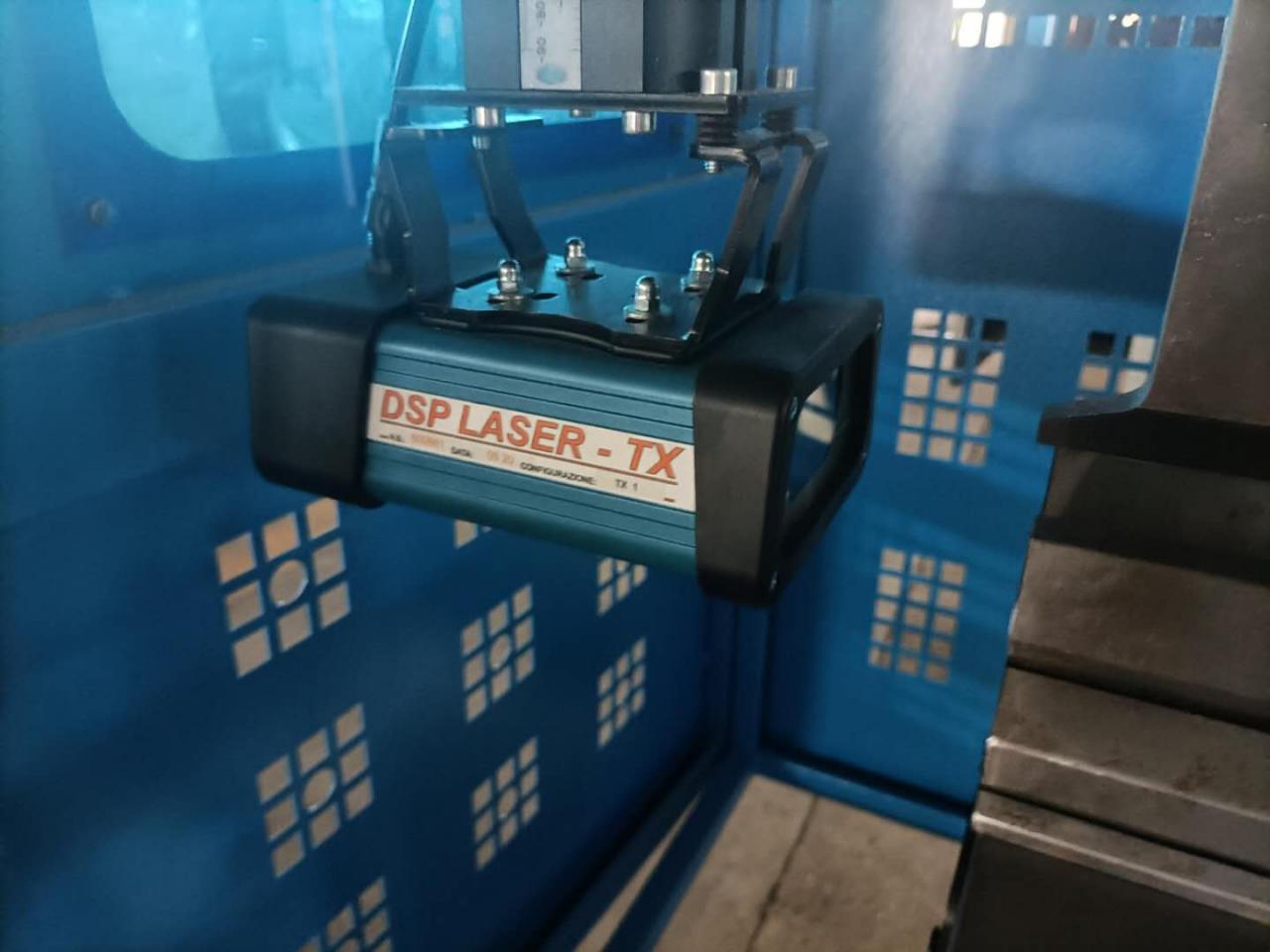 Cnc Hydraulic Press Brake Machine Bending Servo Electric Press Brake 40T آلة ضغط هيدروليكي باستخدام الحاسب الآلي آلة ثني مكابس الضغط الكهربائية 40T