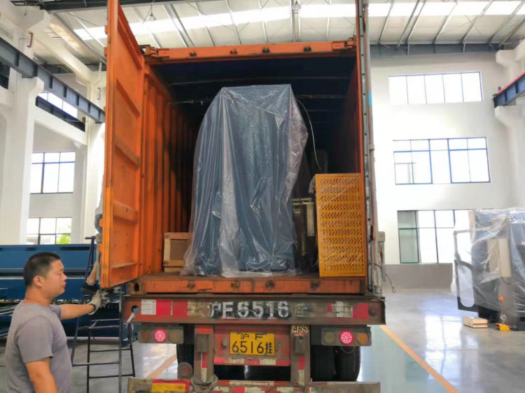 Cnc Nc Hydraulic Press Metal Guillotine Shear Machine For Carbon Stainless Steel Sheet CNC Nc الهيدروليكية الصحافة آلة القص المقصلة لصفائح الكربون الفولاذ المقاوم للصدأ