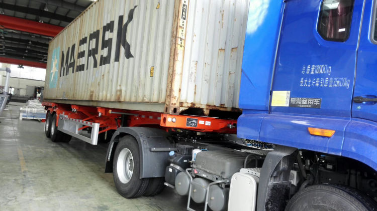 Cnc Nc Hydraulic Press Metal Guillotine Shear Machine For Carbon Stainless Steel Sheet CNC Nc الهيدروليكية الصحافة آلة القص المقصلة لصفائح الكربون الفولاذ المقاوم للصدأ