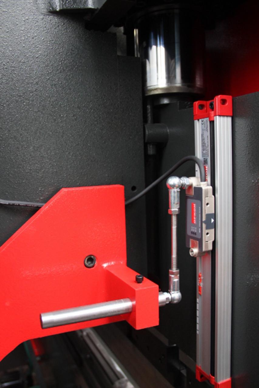 Delem Da66t 125 3+1 4+1 6+1 8+1 Cnc Hydraulic Press Brake For Metal Plate Bending Delem Da66t 125 3 + 1 4 + 1 6 + 1 8 + 1 Cnc الفرامل الهيدروليكية الصحافة لثني الألواح المعدنية