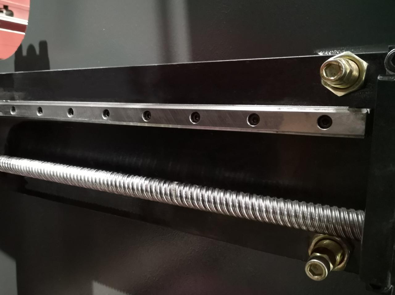 Delem Da66t 125 3+1 4+1 6+1 8+1 Cnc Hydraulic Press Brake For Metal Plate Bending Delem Da66t 125 3 + 1 4 + 1 6 + 1 8 + 1 Cnc الفرامل الهيدروليكية الصحافة لثني الألواح المعدنية