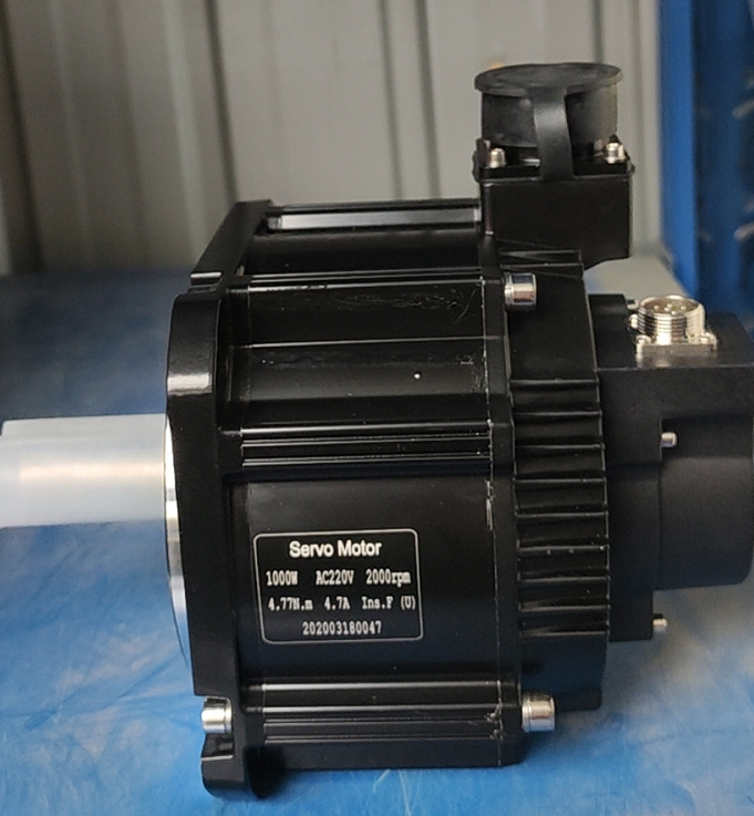 عالية الدقة الألياف الليزر قطع المعادن 2000w الكربون الصلب المقاوم للصدأ