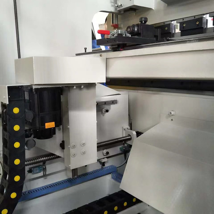 Hydraulic Press Brake Machine Acl Torsion Bar Synchro Mechanical Press Brake الهيدروليكية الصحافة آلة الفرامل acl التواء بار تزامن الصحافة الميكانيكية الصحافة الفرامل
