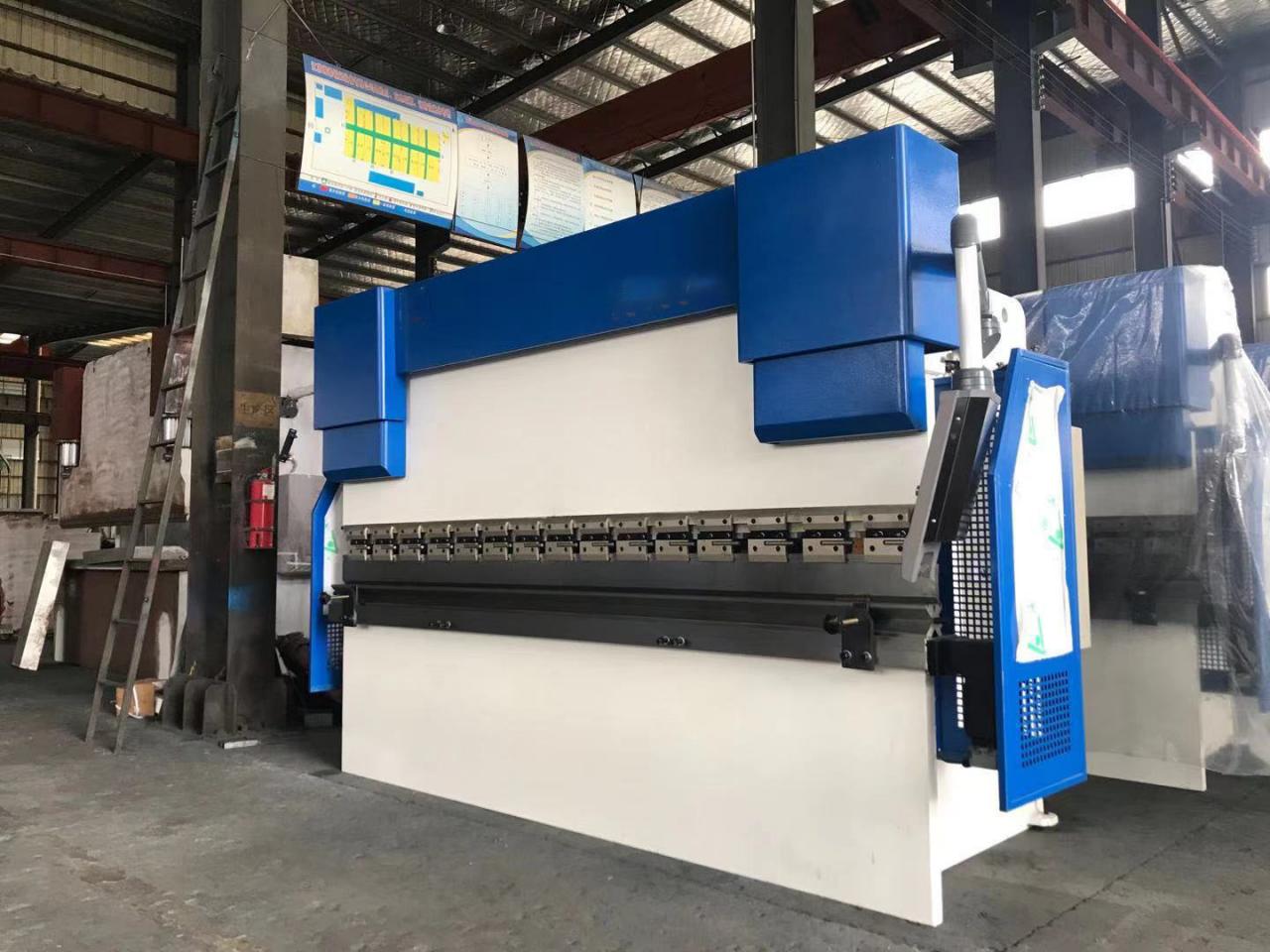 Wc67y-65/2500 Oem Hydraulic Press Brake Machine Steel Bending Machine Wc67y-65/2500 Oem الهيدروليكية الصحافة آلة الفرامل آلة الانحناء الصلب