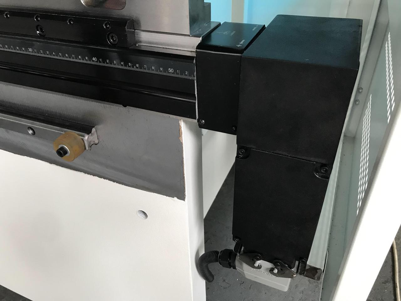 Wc67y-65/2500 Oem Hydraulic Press Brake Machine Steel Bending Machine Wc67y-65/2500 Oem الهيدروليكية الصحافة آلة الفرامل آلة الانحناء الصلب