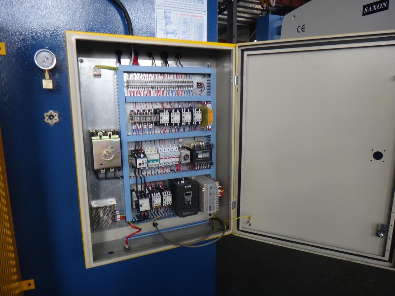 Wc67y-65/2500 Oem Hydraulic Press Brake Machine Steel Bending Machine Wc67y-65/2500 Oem الهيدروليكية الصحافة آلة الفرامل آلة الانحناء الصلب